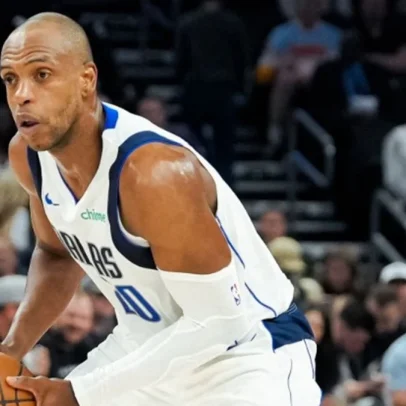 Futuro de Khris Middleton no Mavericks permanece incerto