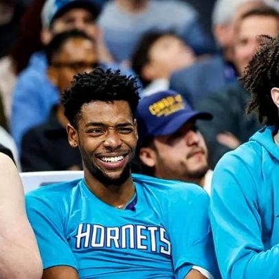 Hornets com núcleo jovem talentoso deixa de ser piada na NBA