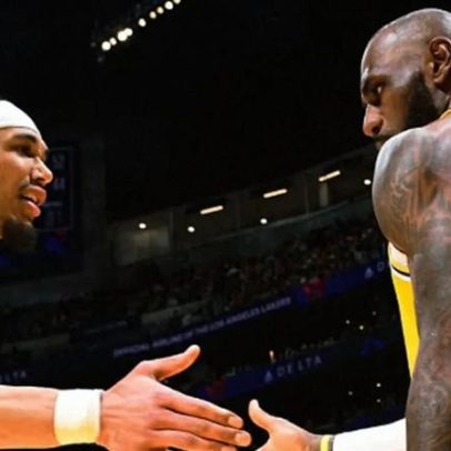 LeBron lidera estreia do Lakers contra Warriors