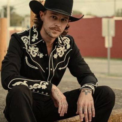 Tyler Halverson lança álbum country voltado a millennials com temas de rodeio