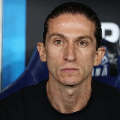 Filipe Luís diz que a imprensa avalia seu trabalho