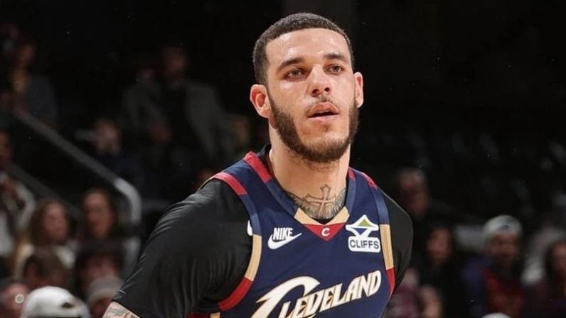 Lonzo Ball troca