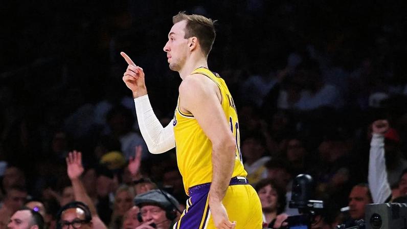 Luke Kennard em ação