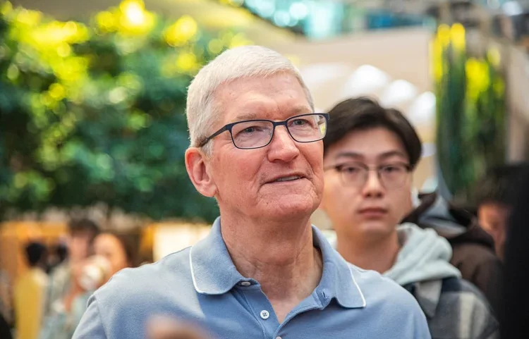 Tim Cook: CEO da Apple reforça intenção de pressionar EUA para alterar política agressiva contra imigração (Leandro Fonseca/Exame)