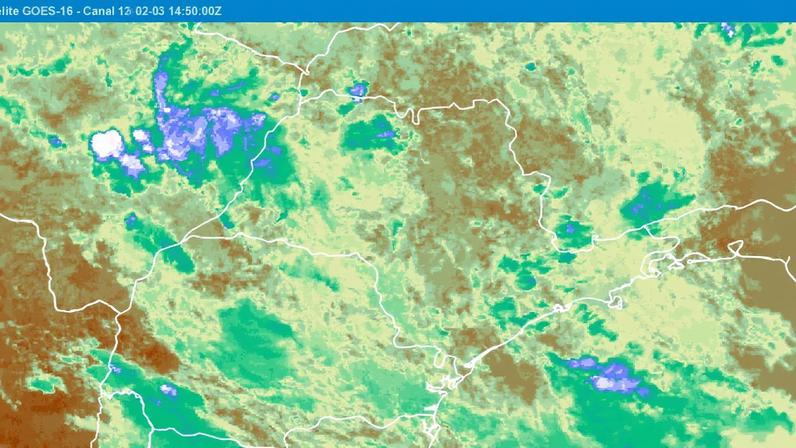 Nuvens carregadas se espalham sobre MS e SP e causam chuva forte.