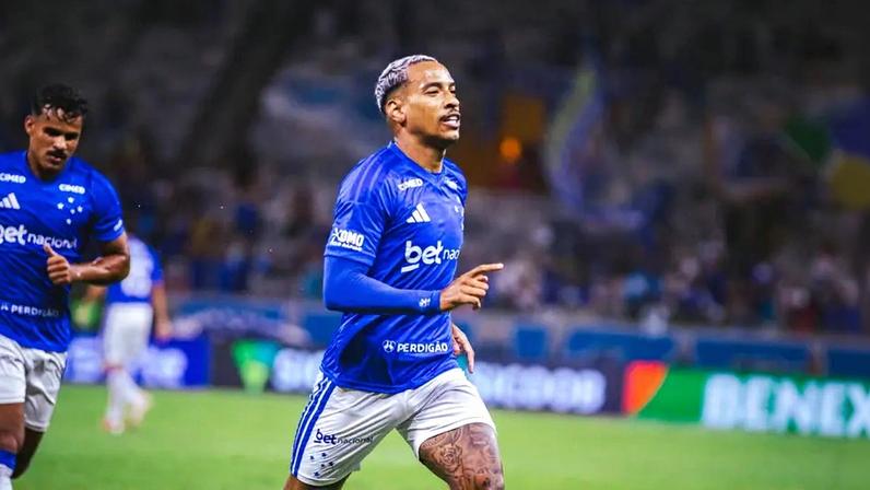 Matheus Pereira abre o placar no Mineirão (Foto: Clayton Carvalho Fernandes/Pera Photo Press/Gazeta Press)