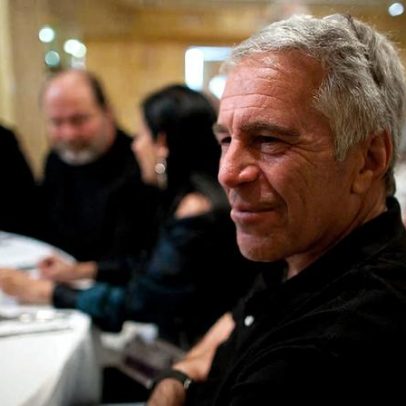 Palácio em Marrakech: Schwab moveu US$27,7 milhões para Epstein antes da prisão