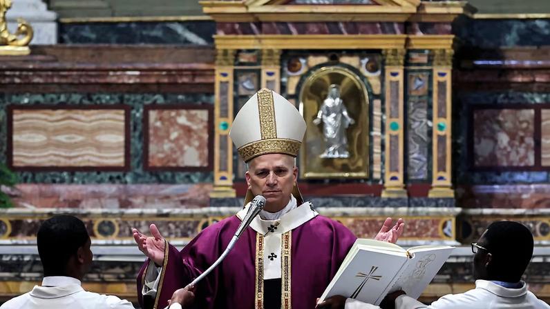 Pope Leo XIV celebrates Mass in the parish of the Sacred Heart of Jesus in Castro Pretorio