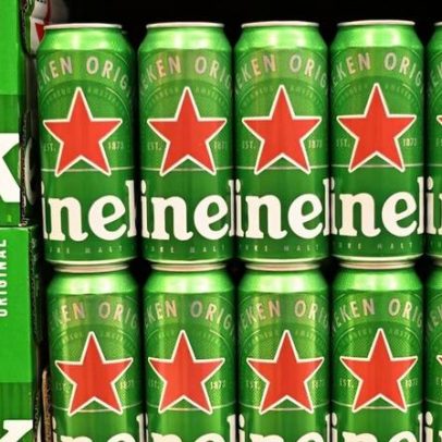 Heineken vai cortar até 6.000 empregos diante da queda no consumo de cerveja