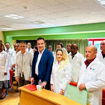 Região italiana resiste à pressão dos EUA para reduzir médicos cubanos