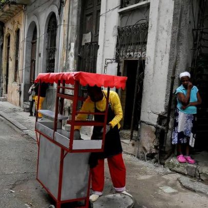 EUA ampliam ajuda a Cuba mesmo cortando o fornecimento de combustível