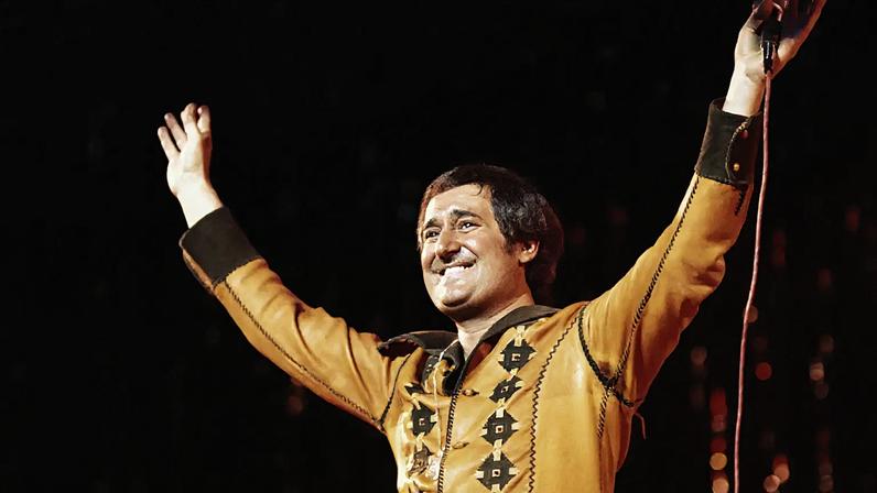 Neil Sedaka in London, England, Great Britain, circa 1976.