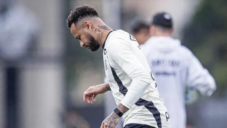 Neymar durante treino nesta terça (3) • Foto: Reprodução / X @SantosFC