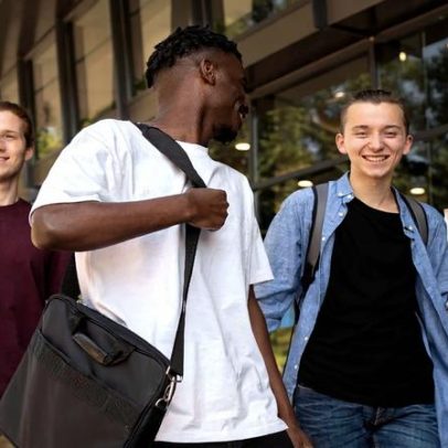 Volta às aulas afeta emocionalmente adolescentes