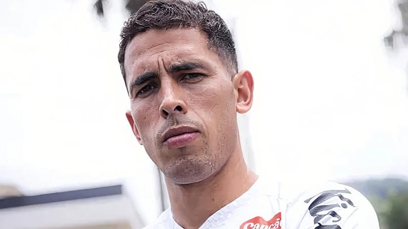 Christian Oliva, reforço do Santos