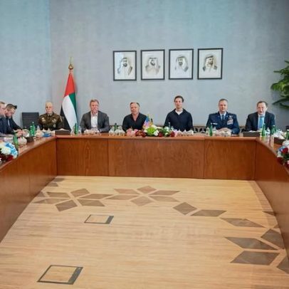 Ucrânia e Rússia iniciam segundo dia de negociações de paz em Abu Dhabi