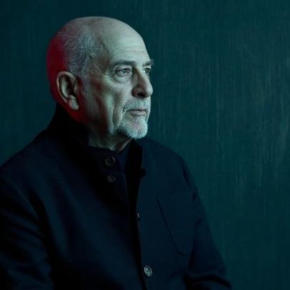 Peter Gabriel lança nova música Put the Bucket Down de álbum por vir