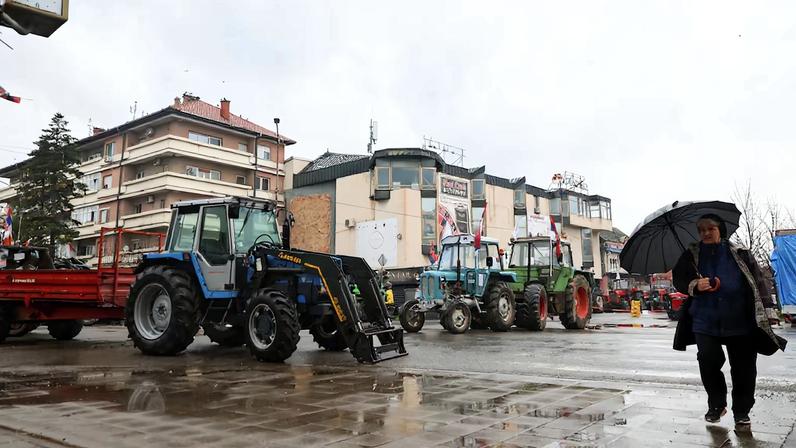 Serbian farmers have blocked roads in Bogatic and nationwide