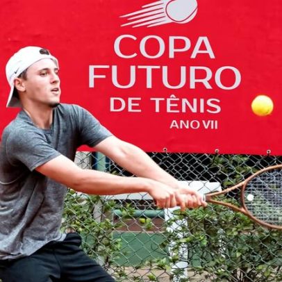 Favoritos estreiam com vitórias na Copa Futuro de 18 anos