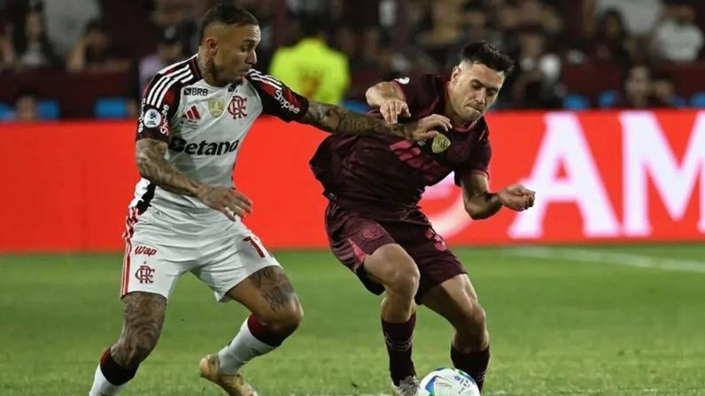 Flamengo tenta transformar decisão contra o Lanús em ponto de virada na temporada (Foto: Divulgação)