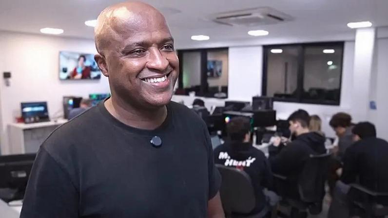 Reinaldo em entrevista ao Lance! (Foto: João Fraga/Lance!)