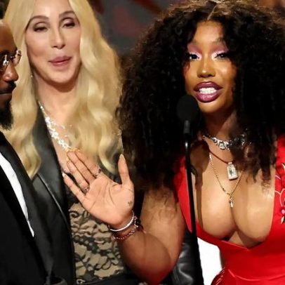 Maiores nomes da música transformam o Grammys em festa com clima tenso