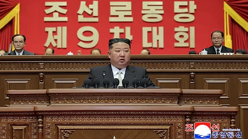 El líder norcoreano, Kim Jong-un, durante la inauguración del IX Congreso del Partido de los Trabajadores.