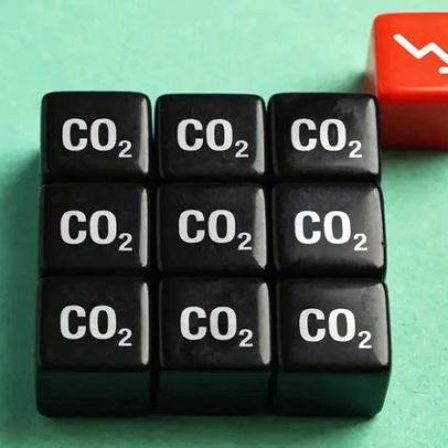 Houve anos com queda nas emissões de CO2?