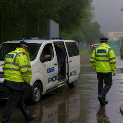 Polícia antiterrorista de Londres investiga esfaqueamento de dois adolescentes