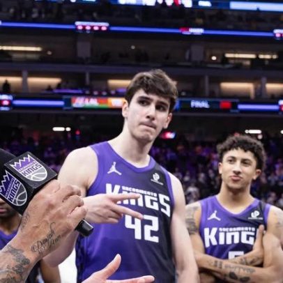 Kings fecham acordo com ex-jogador do Pistons