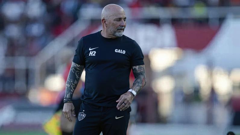 Sampaoli em Pouso Alegre x Atlético (Foto: Pedro Souza / Atlético)