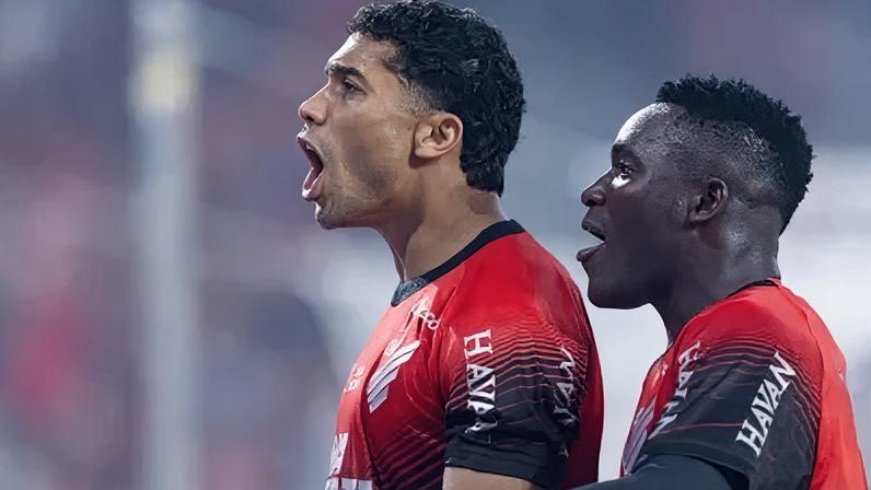 Julimar e Viveros fizeram os gols da vitória do Athletico