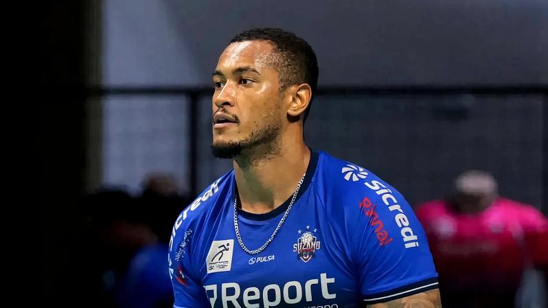 Sabino em vitória do Suzano na Superliga (Foto: Divulgação/ Suzano Vôlei)