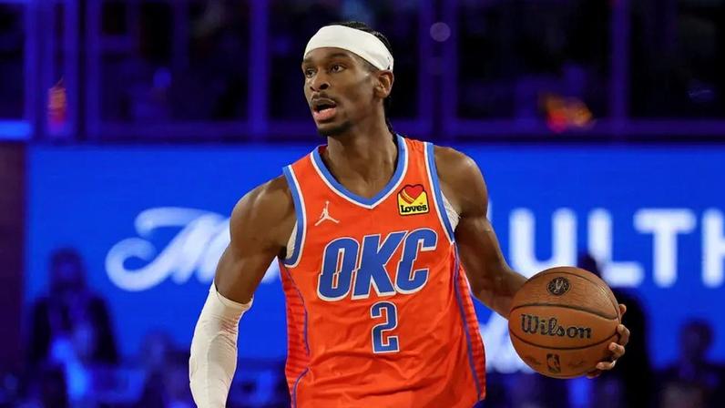 Shai Gilgeous-Alexander foi eleito o MVP da NBA na temporada 2024/25 (Foto: Ethan Miller/AFP)