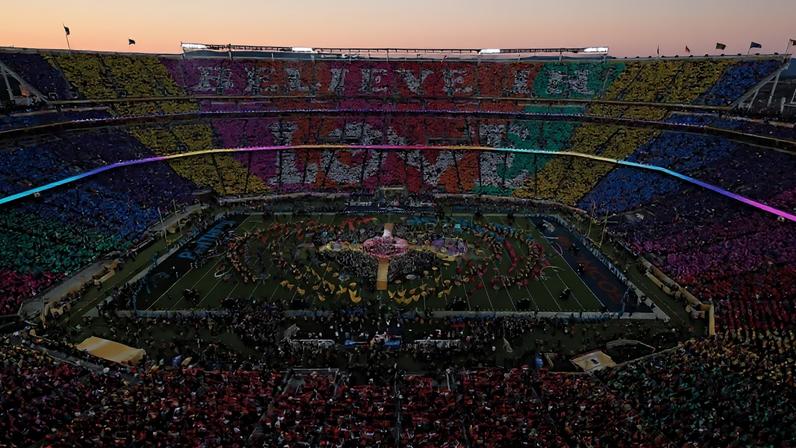 Coldplay, Beyoncé e Bruno Mars foram as atrações do Show do Intervalo do Super Bowl L (Foto: Ezra Shaw/Getty Images/AFP)