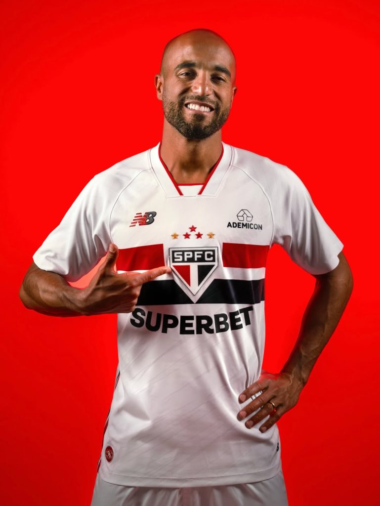Nova camisa do São Paulo
