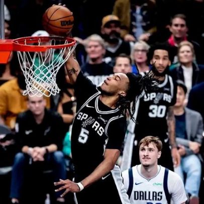 Jovem jogador do Spurs conquista seu primeiro prêmio da NBA
