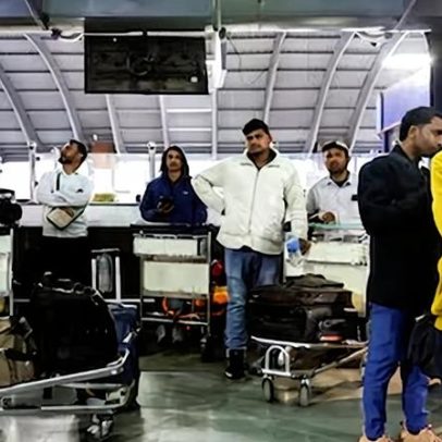 Caos no transporte aéreo: fechamento do aeroporto de Dubai interrompe conexões