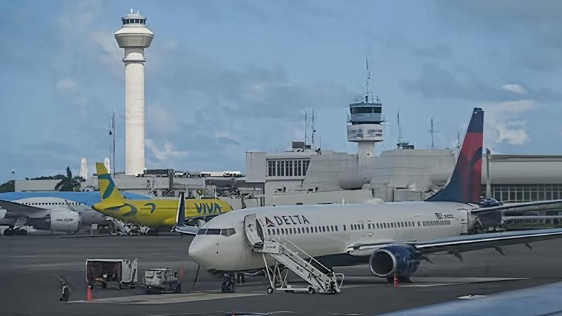 Aeropuerto Internacional de Cancún, México.