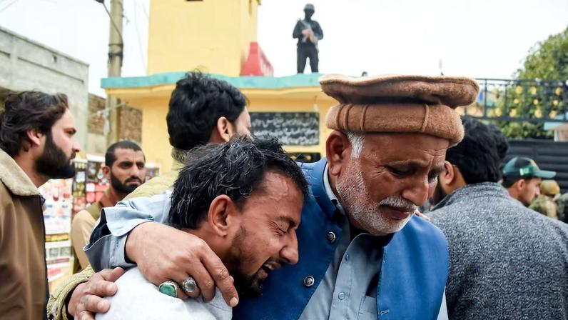 Deadly explosion at a Shi'ite Muslim mosque in Islamabad