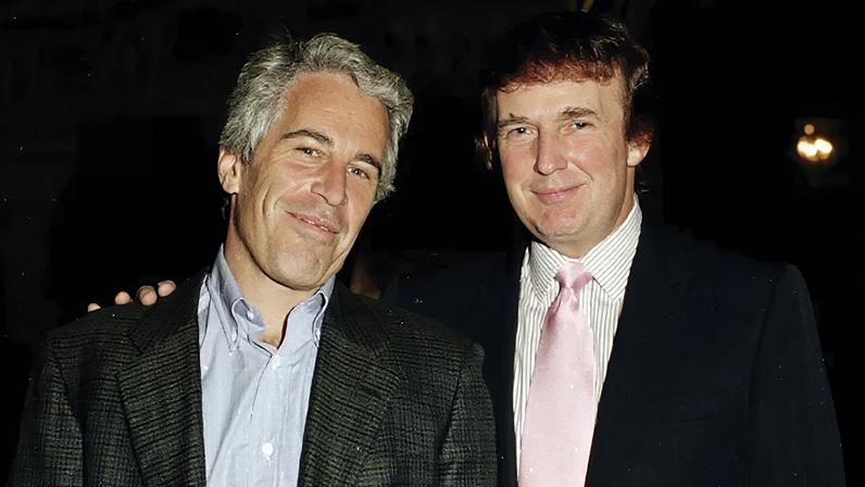 Donald Trump (à direita na foto) ao lado de Jeffey Epstein – Imagem: AFP/Getty/Arquivo
