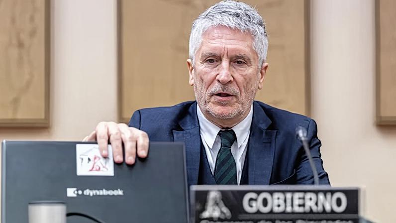 DVD 1305 (25/02/26) El ministro Fernando Grande-Marlaska, durante su comparecencia en la Comisión de Interior del Congreso el miércoles en la que anunció la revisión "extraordinaria" de los protocolos antiacoso de la Policia Nacional y la Guardia Civil.