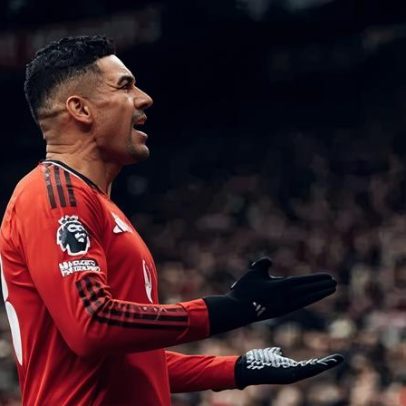 Brasileiros brilham; United vence Fulham em jogo com cinco gols