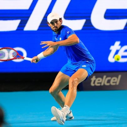 Vacherot elimina Monfils e ressalta esforço do francês