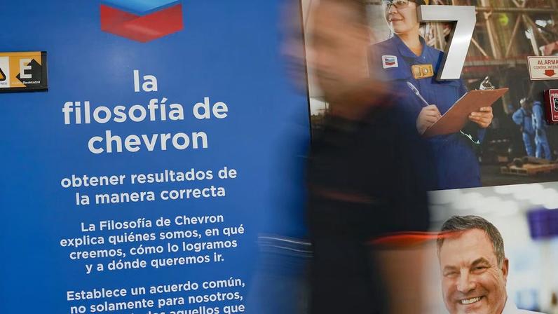 A Venezuela, que abriga as maiores reservas do mundo, é a abertura mais notória de um país que, em grande parte, esteve fora do alcance de investidores dos Estados Unidos depois que Trump capturou o ex-líder Nicolás Maduro e assumiu o controle das exportações de petróleo bruto do país.