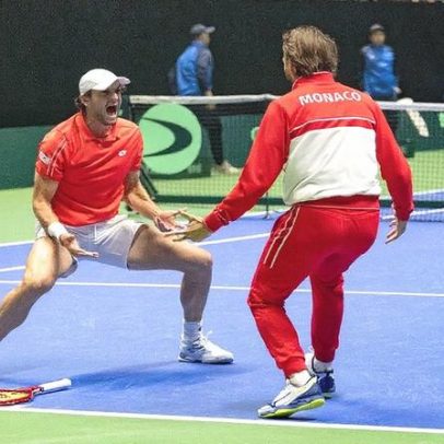 Vacherot vence Bublik; Tsitsipas comanda triunfo da Grécia