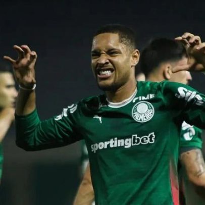 Palmeiras vence Fluminense e segue líder do Brasileirão