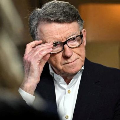 Ex-ministro britânico Mandelson deixa o Labour após revelações sobre Epstein