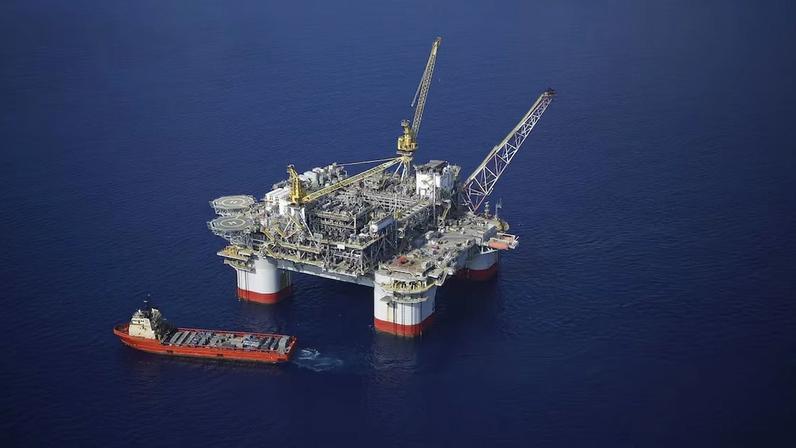 A perfuração offshore vive um período de forte expansão. (Foto: Luke Sharrett/Bloomberg)
