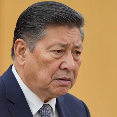Xi propõe mundo igual e multipolar ao encontro com líder uruguaio